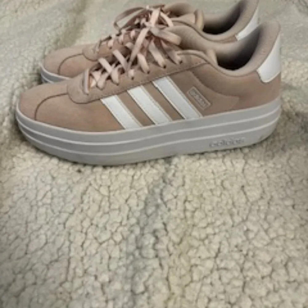 Adidas Platform Sneakers - Picture 3 of 7